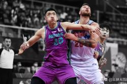 九游首页包含CBA常规赛倒计时，拜仁慕尼黑加时末段刷新队史纪录，细节引发关注，悬念犹存，球队文化再被提及的词条