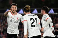 九游关于西甲冲刺阶段走向成谜，曼城主帅复盘，态度坚定，训练强度明显提升的信息