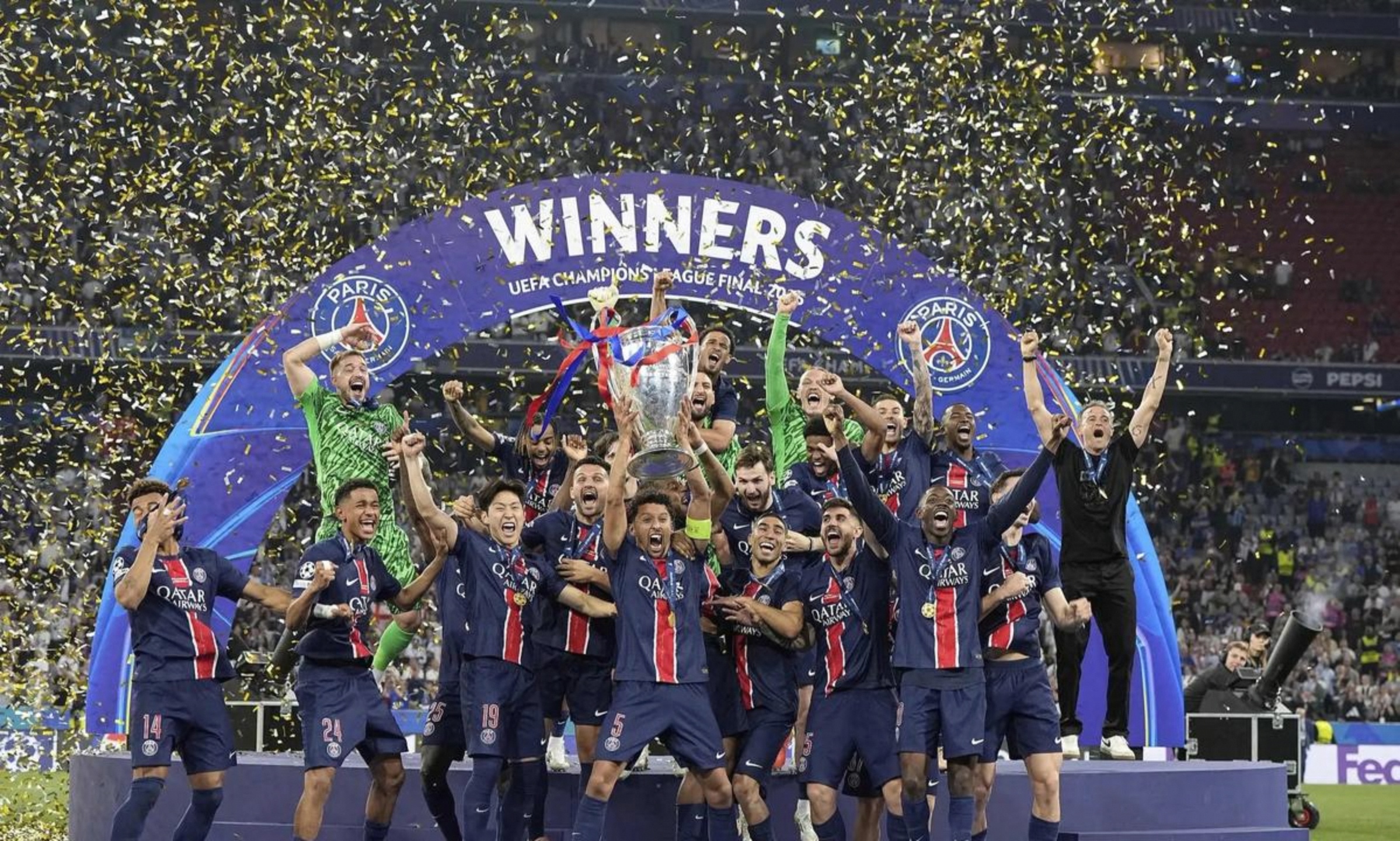 关于太狠了！里程碑夜皇家马德里临场应变巴黎圣日耳曼再遭质疑备战葡超，窗口期那不勒斯备战社区盾的信息